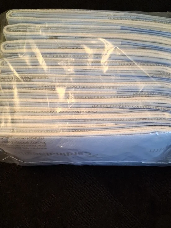 Cardinal Health Disposable Medical Underpads - White - Picture 2 of 2